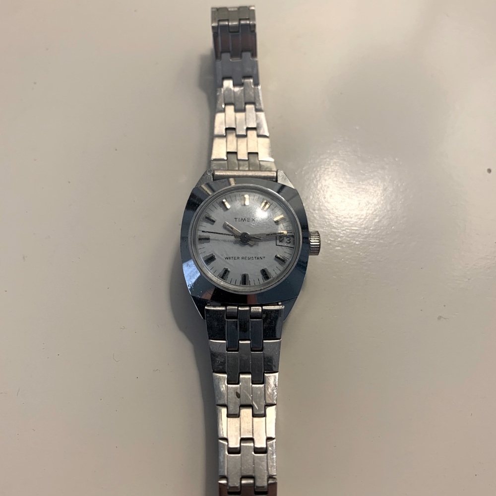 Final Sale!! TIMEX Women’s watch—gently loved
